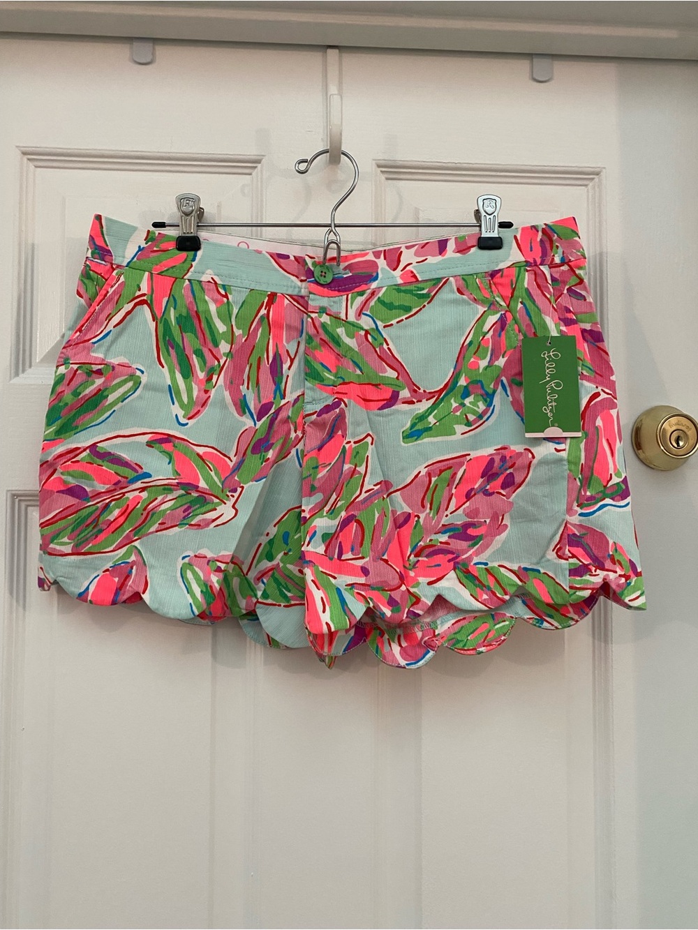 NWT Lilly Pulitzer Pink & Green Scallop-Hem High Waist Shorts - 8
